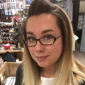 Meet your Posher, Erin